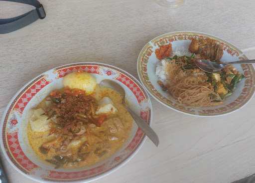 Lontong Medan Kak Elly 6