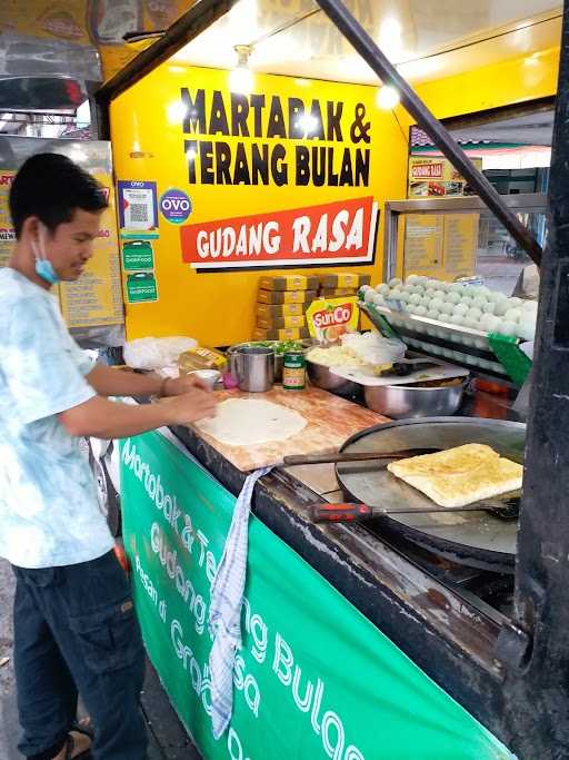 Martabak Gudang Rasa 8