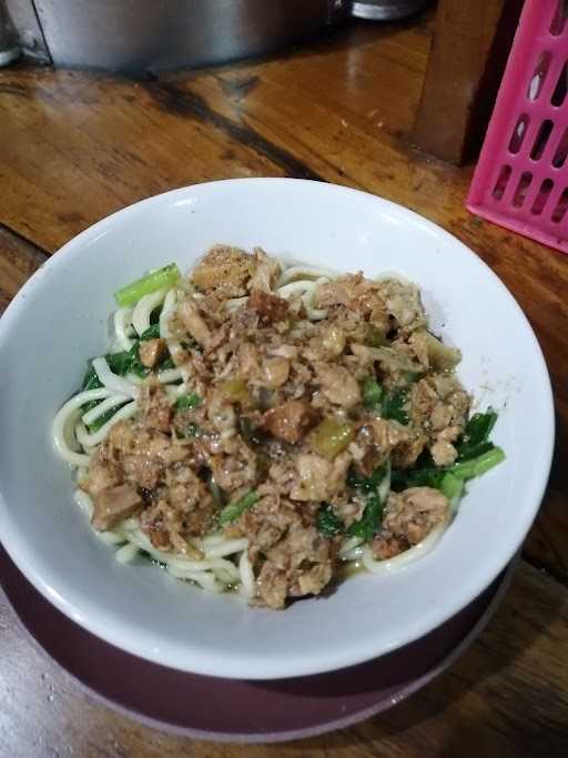 Mie Pangsit Dan Bakso Mas Erik 7