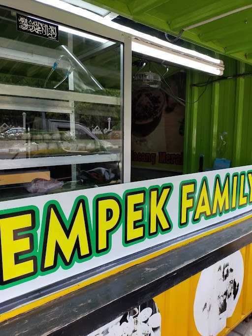 Pempek Family Sriwijaya 8