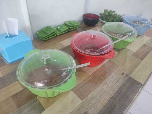 Rumah Makan Ikan Ikan 1