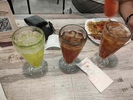 Solaria Resto Mall Panakukkang 3