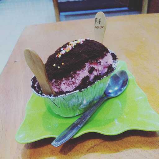 Kedai Nana Ice Cream 4