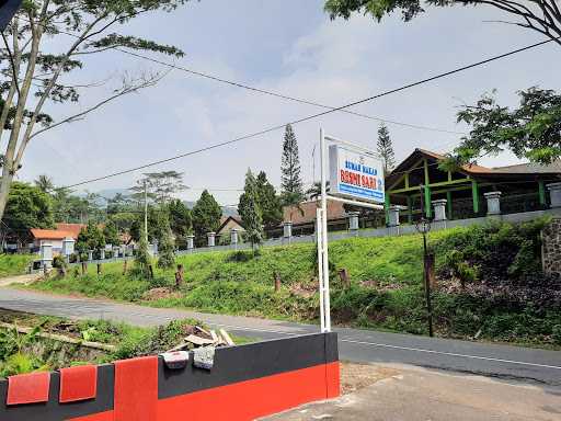 Rumah Makan Resmi Sari 2 3