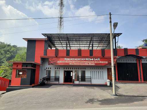 Rumah Makan Resmi Sari 2 1