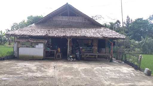 Kedai Rr Warung Mie Seuhah 5