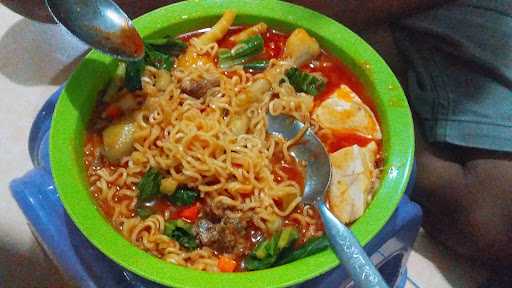 Warung Mie Seuhah Motekar 5