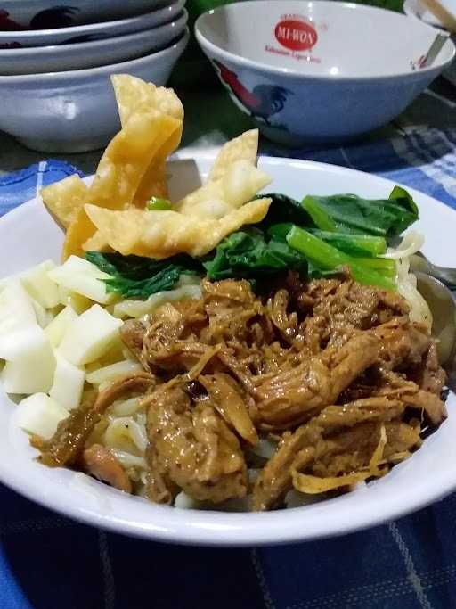 Warung Sederhana Mie Ayam 3