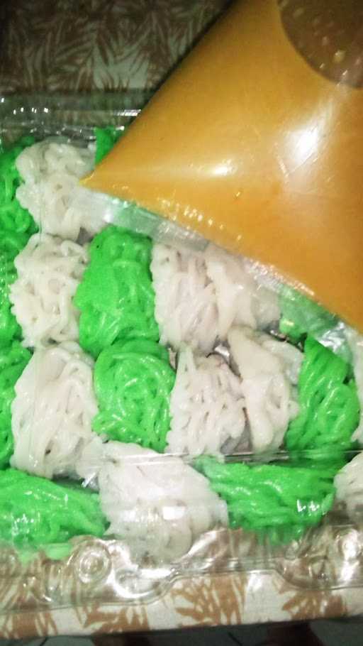 Kue Putu Mayang Mpok Ewa 1