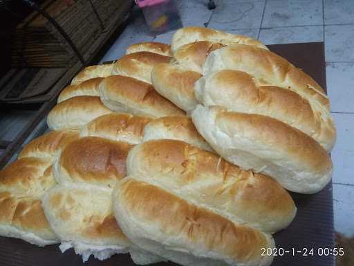 Roti Buaya Dan Cake 9