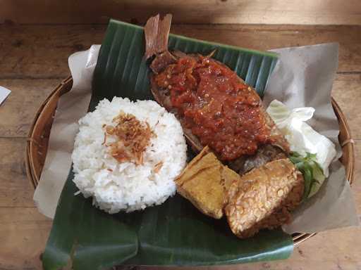 Geprek Ayam Perawan Sambel Korek Pedas & Sangat Pedass 10