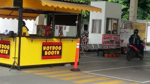 Hotdog Booth Shell Gatot Subroto 10