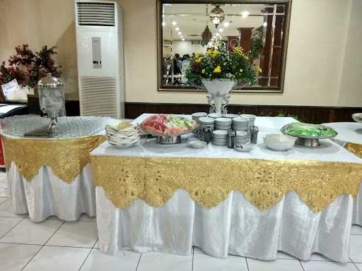 Restaurant & Ballroom Raden Bahari 5