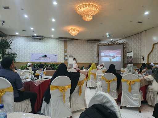 Restaurant & Ballroom Raden Bahari 4