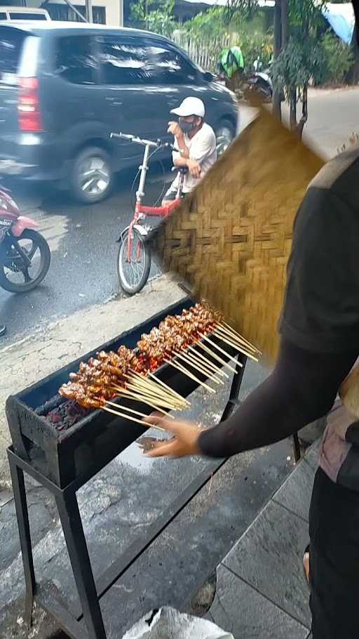 Sate Ayam Dan Kambing H. Romli 9