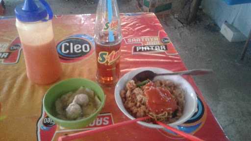 Pecel Lele Awan 2