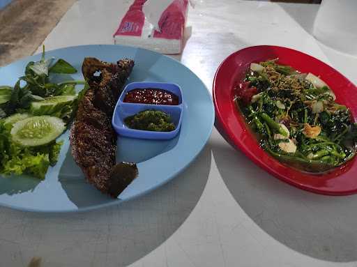 Warung Makan Nusantara 8