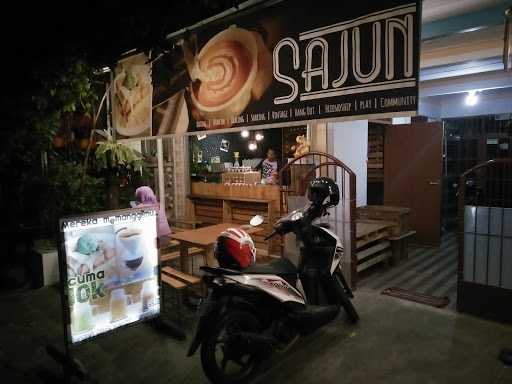 Sajun Cafe Depok 8