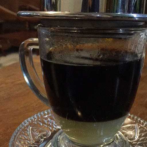 Kedai Kopi Meja Bundar Pancoran Mas 9