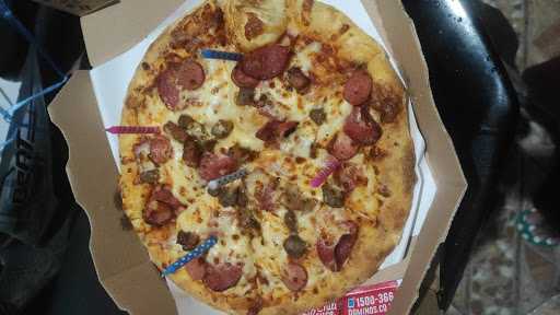 Domino'S Pizza 5