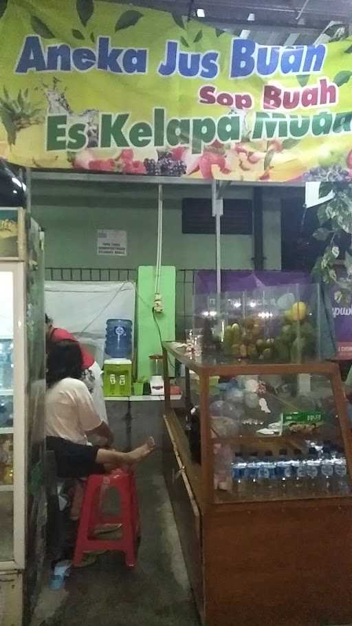 Kedondong Raya Food Court Depok Jaya 6