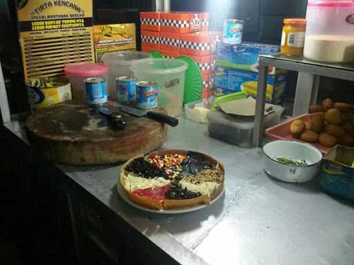 Martabak Bangka Tirta Kencana,Pancoran Mas 2