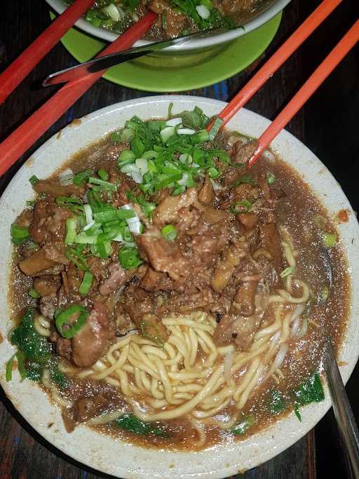 Mie Ayam Perempatan Sandra 10