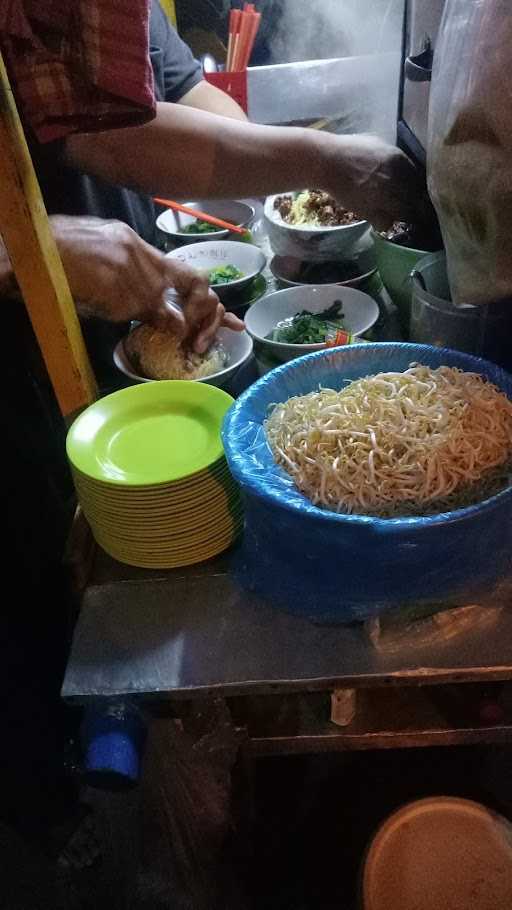 Mie Ayam Perempatan Sandra 8