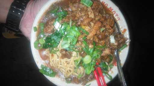 Mie Ayam Perempatan Sandra 6