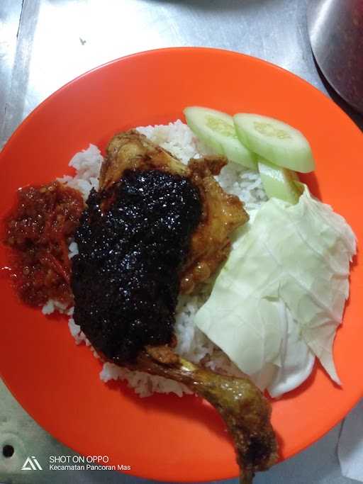 Nasi Bebek Madura Lapangan Godam 5