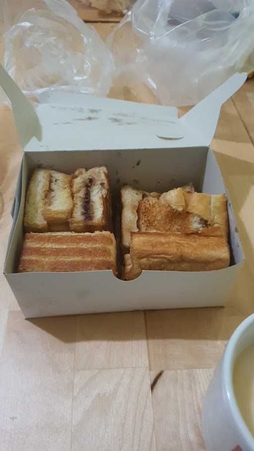 Roti Bakar Thoriq 3