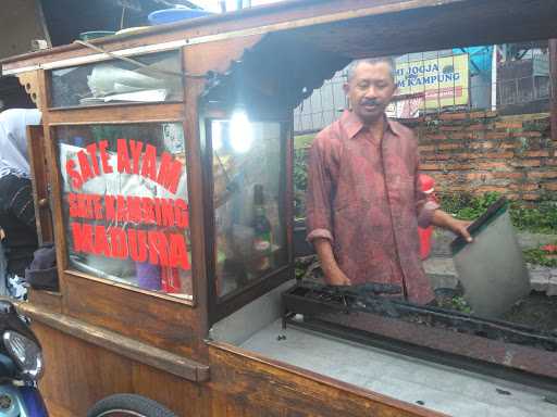 Warung Sate Madura Pak Abbas 1