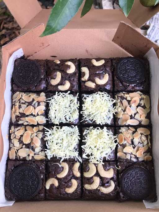 Fortuna Bakery Medan (Brownies) 4