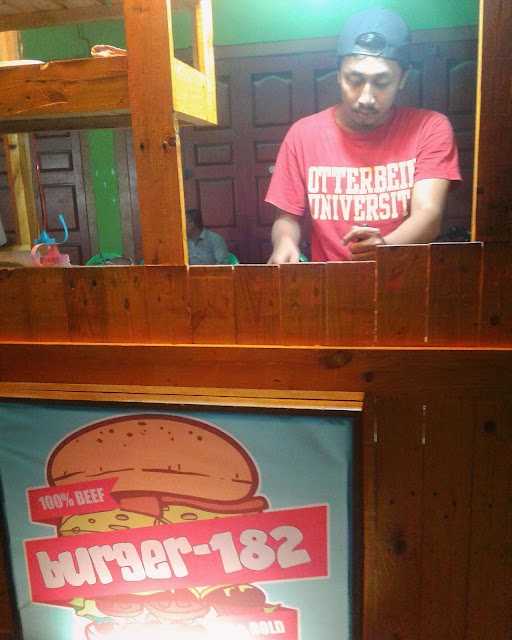 Burger 182 1