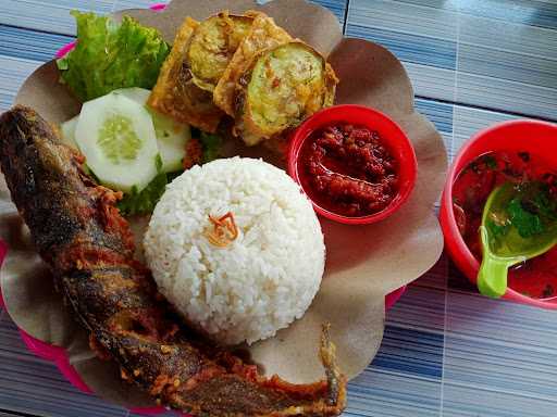 Ayam Bakar 88/Burger 88 6