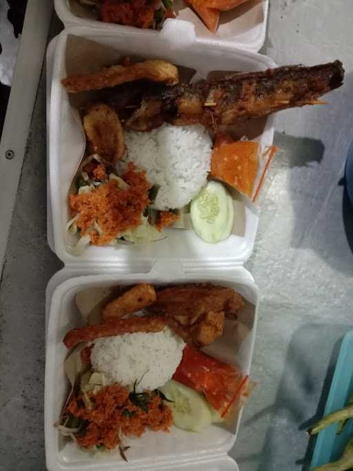 Ayam Penyet & Ayam Geprek Kak Ci 2