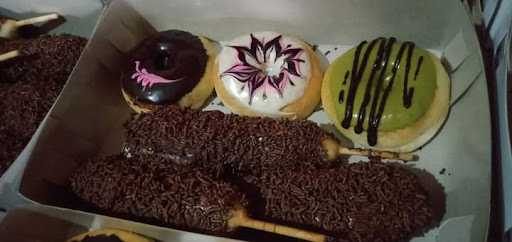 Mibi Mibi Donut 8