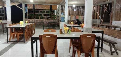 Rest Area Dhinia Minang 2