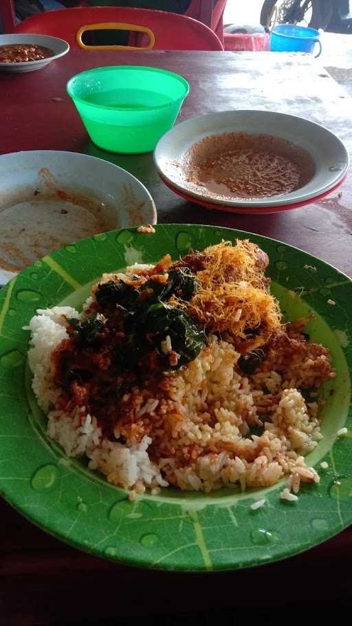 Rumah Makan Dila Putri Minang 1