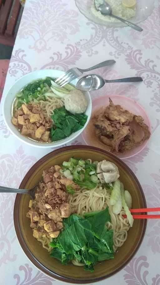 Mie Ayam Bakso Hakim꧋ꦩꦪꦄꦪꦩꦧꦏꦱꦲꦏꦩ 9