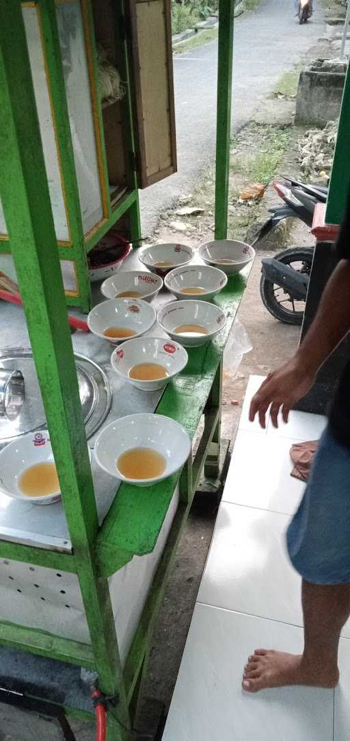 Mie Ayam & Bakso Mbah Pelo 1