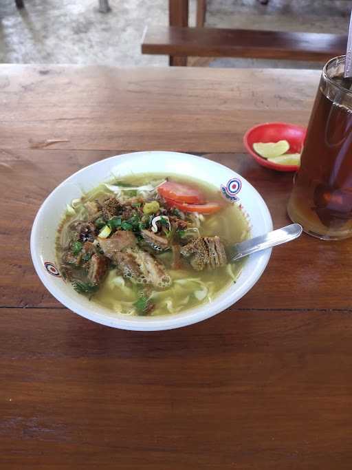 Pak Jiyo Soto Restaurant 9