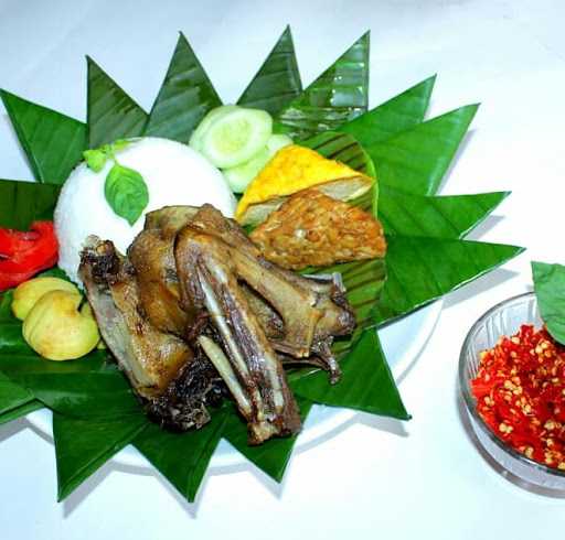 Bebek & Entog Goreng Motekar 3