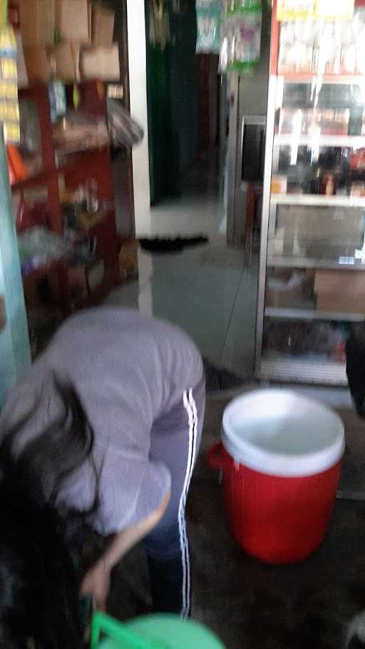 Warung Es Kelapa Muda Ce Nanti 2