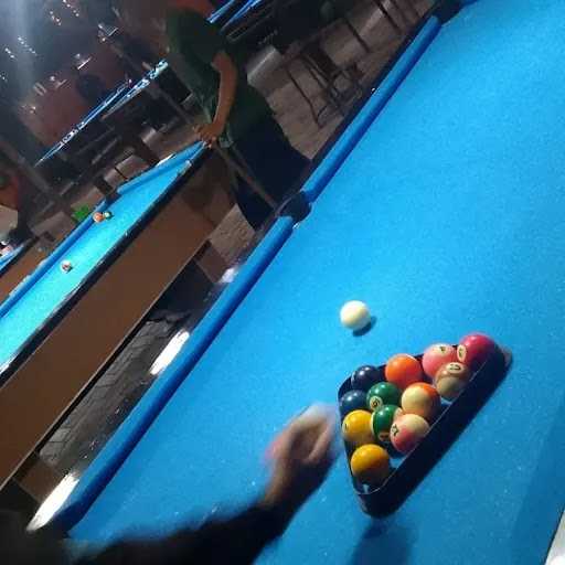 Billiard & Caffe Jowa 8