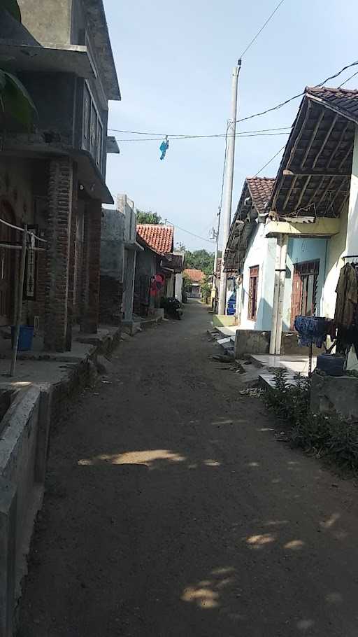 Warung Jajan Bu Tuti Talok 1