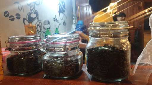 Djawane Kopi 1