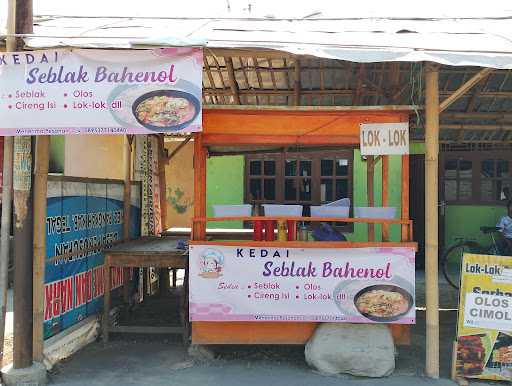 Kedai Seblak Bahenol 10