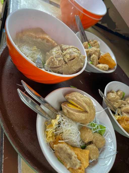 Raja Bakso Balamoa 4