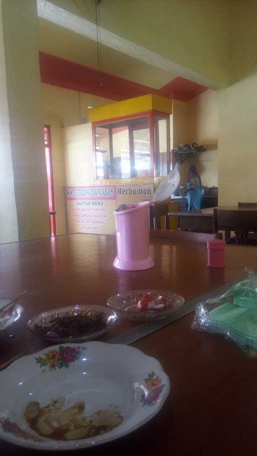 Warung Makan Gerbang Pecabean 10